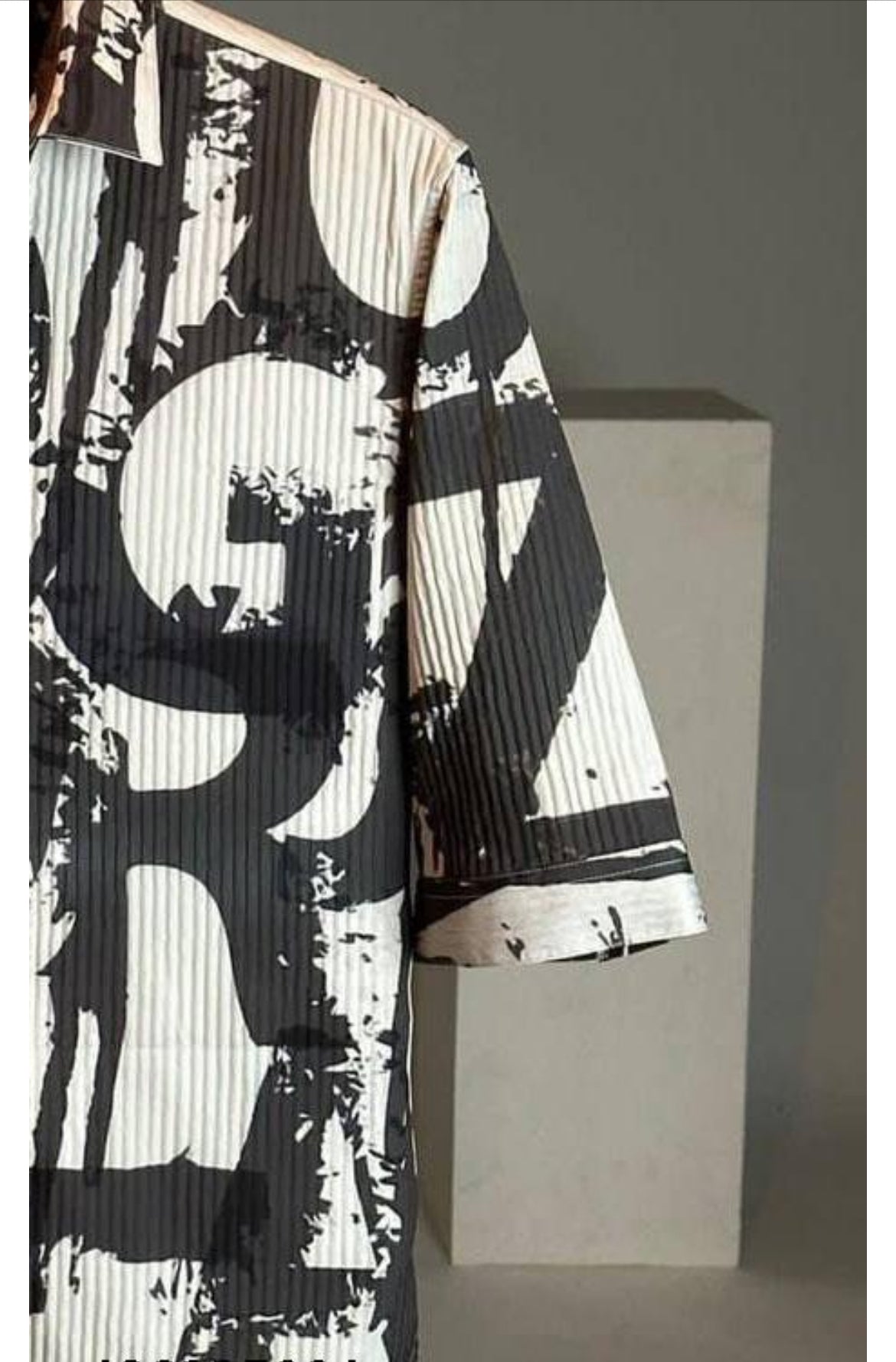 Premium Cotton Blend Luxury
Print Comfort Fit Luxe Shirt